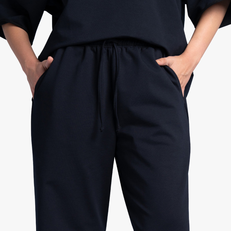 Կանացի սպորտային տաբատ